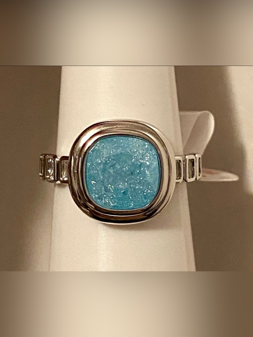 Bomb Party 2026 Ice Crystal Ring